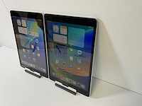 Apple ipad (2021) 10.2” - wifi - 64 gb - silver (2x) - afbeelding 3 van  9