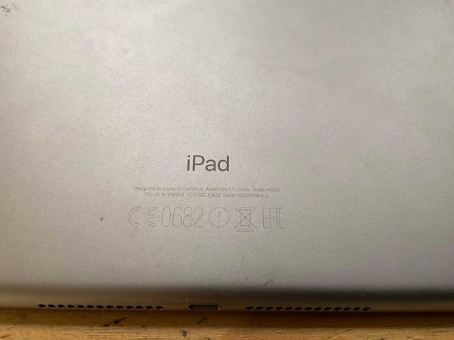 Apple ipad (4x) - afbeelding 6 van  8