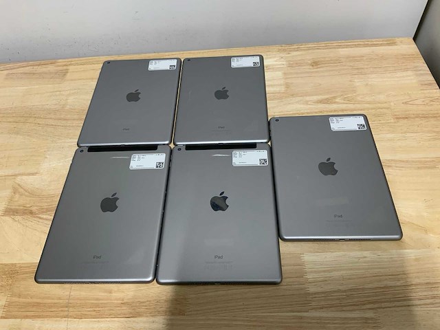 Apple ipad 5 a1822 tablet (5x) - afbeelding 2 van  10