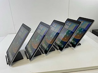Apple ipad 5th gen - wi-fi + cellular - 32 gb - space gray (5x) - afbeelding 3 van  8