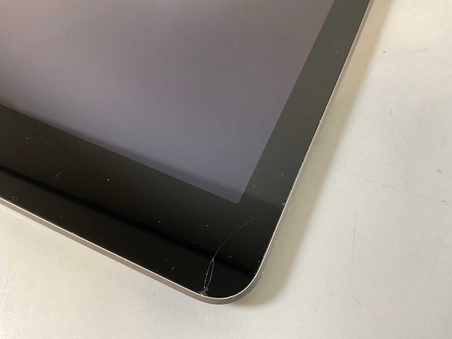 Apple ipad 5th gen - wifi + cellular - 32 gb - silver - afbeelding 8 van  8