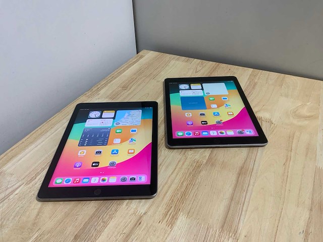 Apple ipad 6 a1893 tablet (2x) - afbeelding 2 van  8