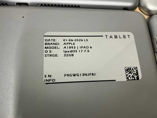 Apple ipad 6 a1893 tablet (6x) - afbeelding 6 van  7