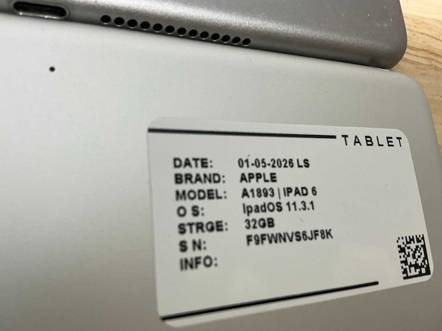 Apple ipad 6 a1893 tablet (9x) - afbeelding 2 van  11