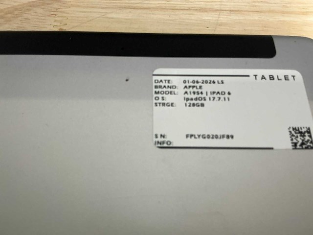 Apple ipad 6 a1893 tablet (9x) - afbeelding 9 van  11