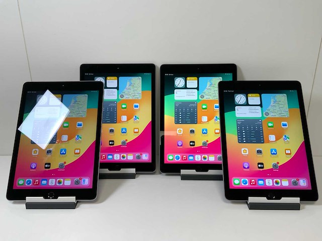 Apple ipad 6th gen - wi-fi - 32 gb - space gray (4x) - afbeelding 1 van  5