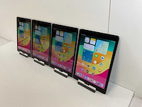 Apple ipad 6th gen - wi-fi - 32 gb - space gray (4x) - afbeelding 4 van  10