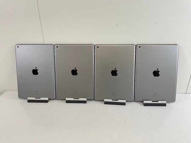 Apple ipad 6th gen - wi-fi - 32 gb - space gray (4x) - afbeelding 7 van  10