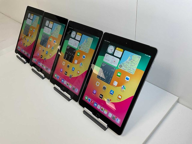 Apple ipad 6th gen - wi-fi + cellular - 128 gb - space gray (4x) - afbeelding 3 van  9
