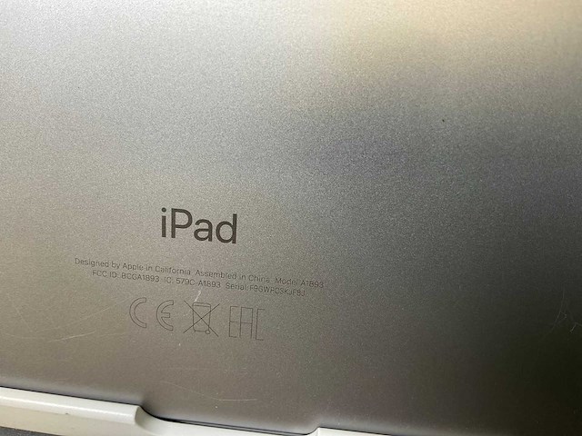 Apple ipad 6th gen - wifi - 32 gb - space gray (4x) - afbeelding 9 van  9