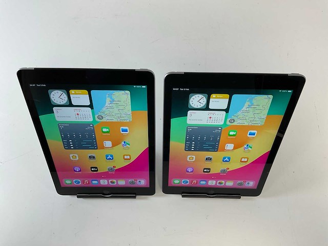 Apple ipad 6th gen - wifi + cellular - 128 gb - space gray (2x) - afbeelding 1 van  2