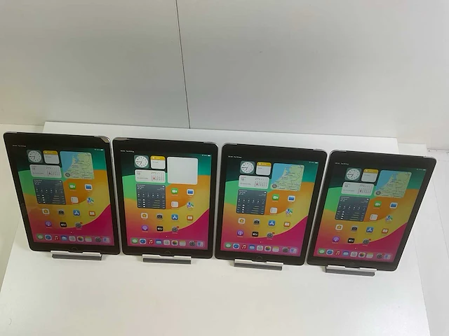 Apple ipad 6th gen - wifi + cellular - 32 gb - space gray (4x) - afbeelding 2 van  5