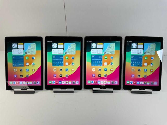 Apple ipad 6th gen 8.3” - wifi + cellular - 128 gb - space gray (4x) - afbeelding 1 van  4