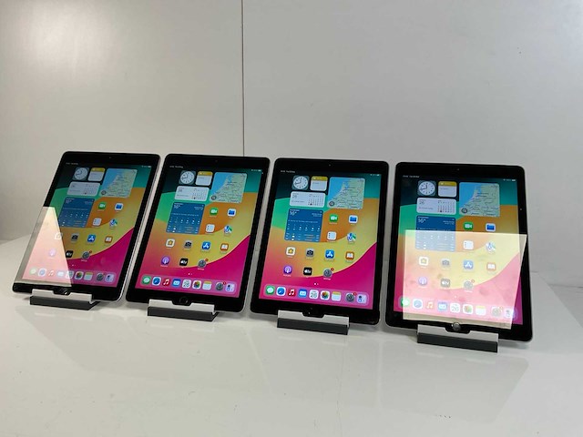 Apple ipad 6th gen 8.3” - wifi + cellular - 128 gb - space gray (4x) - afbeelding 3 van  4