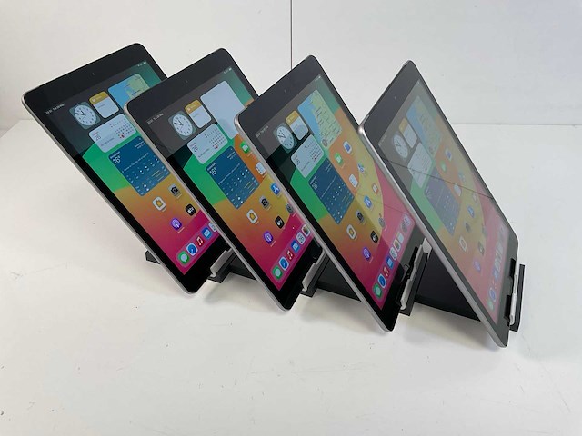 Apple ipad 6th gen 8.3” - wifi + cellular - 128 gb - space gray (4x) - afbeelding 3 van  5