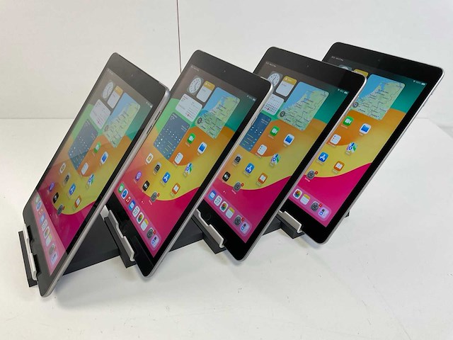Apple ipad 6th gen 8.3” - wifi + cellular - 128 gb - space gray (4x) - afbeelding 4 van  5