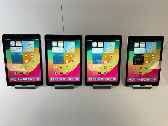 Apple ipad 6th gen 8.3” - wifi + cellular - 32 gb - space gray (4x) - afbeelding 1 van  5