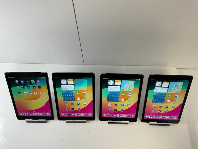 Apple ipad 6th gen 9.7” - wifi + cellular - 128 gb - space gray (4x) - afbeelding 2 van  5