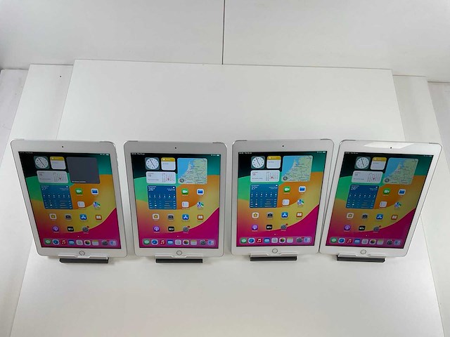 Apple ipad 6th gen 9.7” - wifi + cellular - 32 gb - silver (4x) - afbeelding 3 van  3