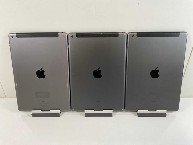 Apple ipad 7th gen - wi-fi + cellular - 128 gb - space gray (3x) - afbeelding 5 van  8