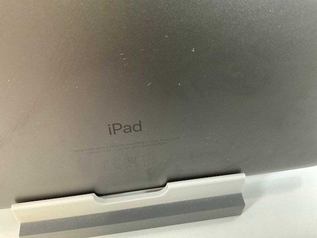 Apple ipad 7th gen - wi-fi + cellular - 128 gb - space gray (3x) - afbeelding 6 van  8
