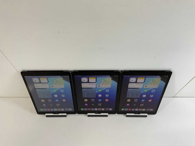 Apple ipad 7th gen - wi-fi + cellular - 32 gb - space gray (3x) - afbeelding 2 van  8