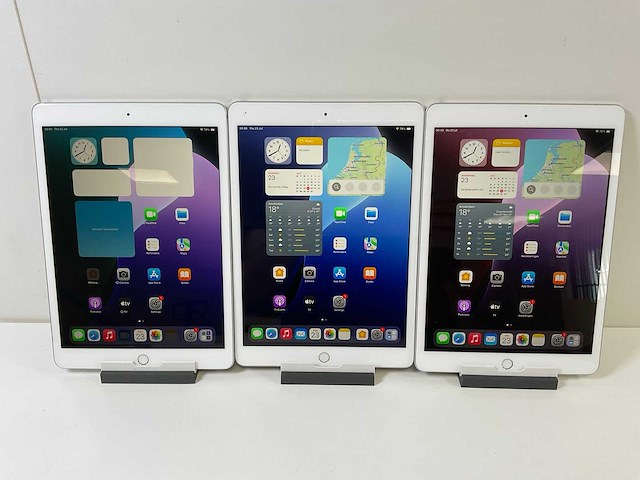 Apple ipad 7th gen - wifi - 32 gb - silver (3x) - afbeelding 1 van  9