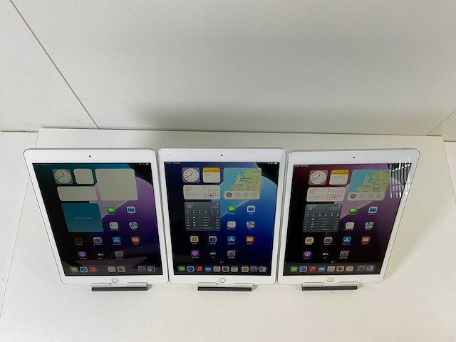 Apple ipad 7th gen - wifi - 32 gb - silver (3x) - afbeelding 2 van  9