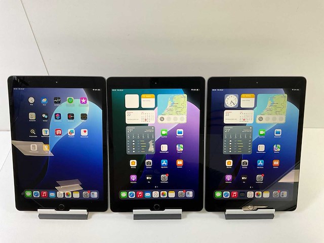 Apple ipad 7th gen - wifi - 32 gb - space gray (3x) - afbeelding 1 van  6