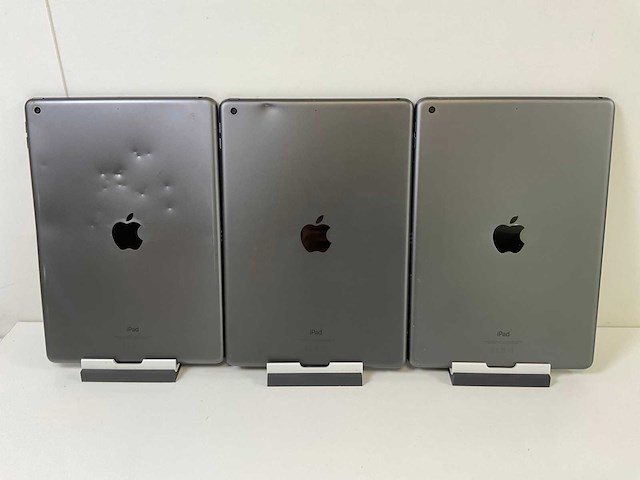 Apple ipad 7th gen - wifi - 32 gb - space gray (3x) - afbeelding 3 van  6
