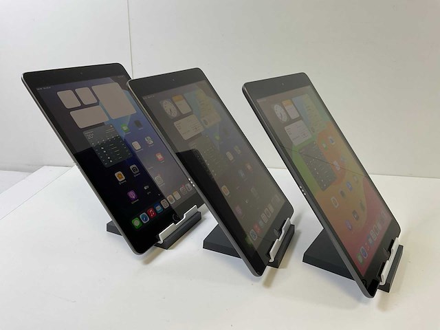 Apple ipad 7th gen - wifi - 32 gb - space gray (3x) - afbeelding 3 van  9