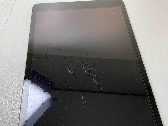 Apple ipad 7th gen - wifi - 32 gb - space gray (3x) - afbeelding 9 van  9