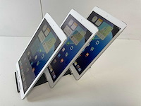 Apple ipad 7th gen 10.2” - wifi + cellular - 128 gb - silver (3x) - afbeelding 3 van  5