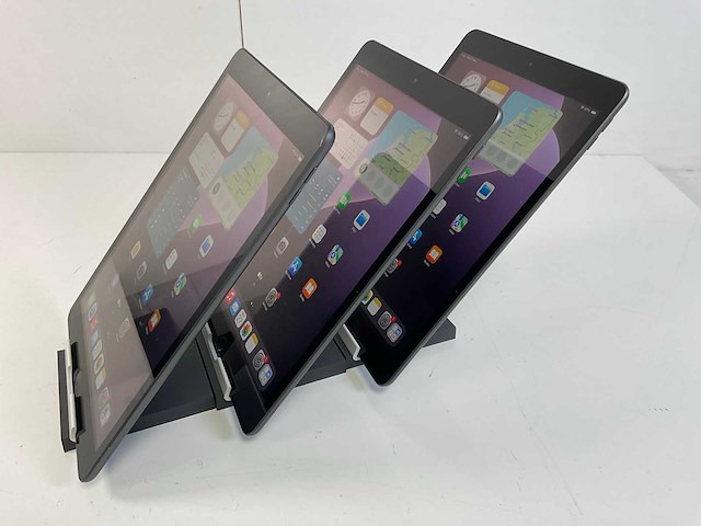 Apple ipad 7th gen 10.2” - wifi + cellular - 128 gb - space gray (3x) - afbeelding 4 van  5