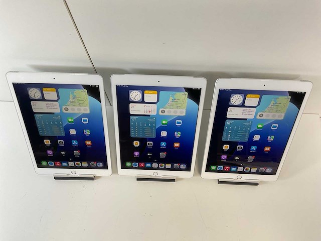 Apple ipad 7th gen 10.2” - wifi + cellular - 128 gb / 32 gb - silver (3x) - afbeelding 1 van  4