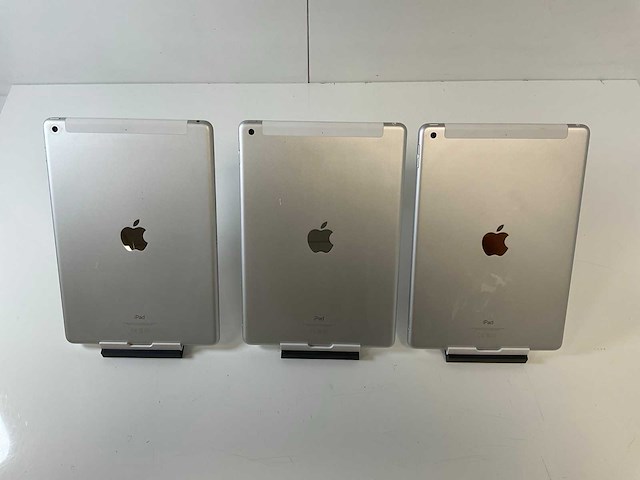 Apple ipad 7th gen 10.2” - wifi + cellular - 128 gb / 32 gb - silver (3x) - afbeelding 4 van  4