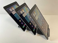 Apple ipad 7th gen 10.2” - wifi + cellular - 32 gb - space gray (3x) - afbeelding 4 van  5