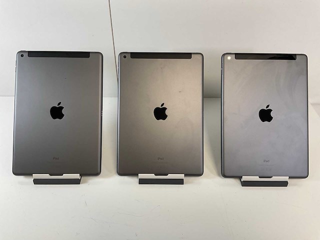Apple ipad 7th gen 10.2” - wifi + cellular - 32 gb - space gray (3x) - afbeelding 5 van  5