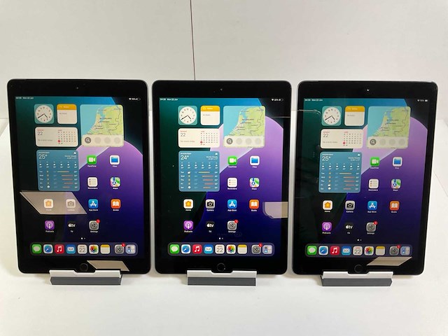 Apple ipad 7th gen 10.2” - wifi only - 128 gb / 32 gb - space gray (3x) - afbeelding 1 van  6