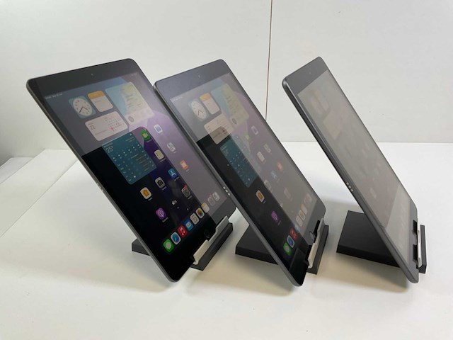 Apple ipad 7th gen 10.2” - wifi only - 128 gb / 32 gb - space gray (3x) - afbeelding 3 van  6