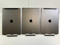 Apple ipad 7th gen 10.2” - wifi only - 128 gb / 32 gb - space gray (3x) - afbeelding 4 van  6