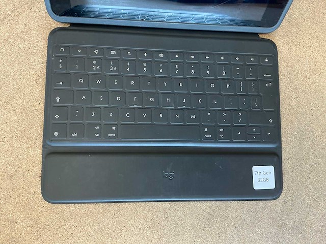 Apple ipad (7th gen, 32gb) tablet - afbeelding 2 van  6