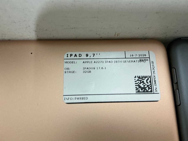 Apple ipad 8 a2270 tablet (3x) - afbeelding 4 van  7