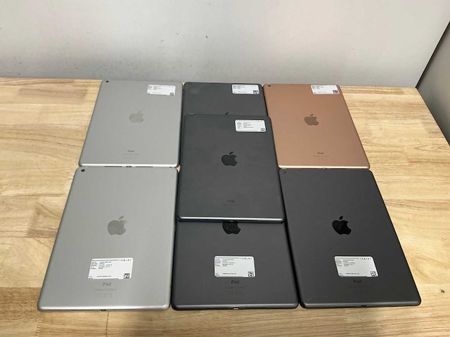 Apple ipad 8 tablet (7x) - afbeelding 2 van  9