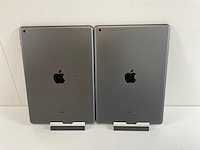 Apple ipad 8th gen - wi-fi - 32 gb - space gray (2x) - afbeelding 6 van  8