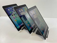 Apple ipad 8th gen - wi-fi - 32 gb - space gray (3x) - afbeelding 2 van  7