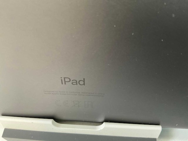 Apple ipad 8th gen - wi-fi - 32 gb - space gray (3x) - afbeelding 9 van  9