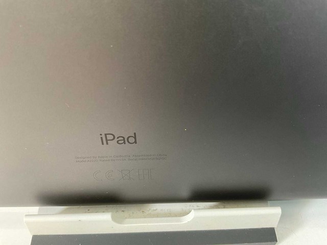 Apple ipad 8th gen - wi-fi - 32 gb - space gray (3x) - afbeelding 8 van  8