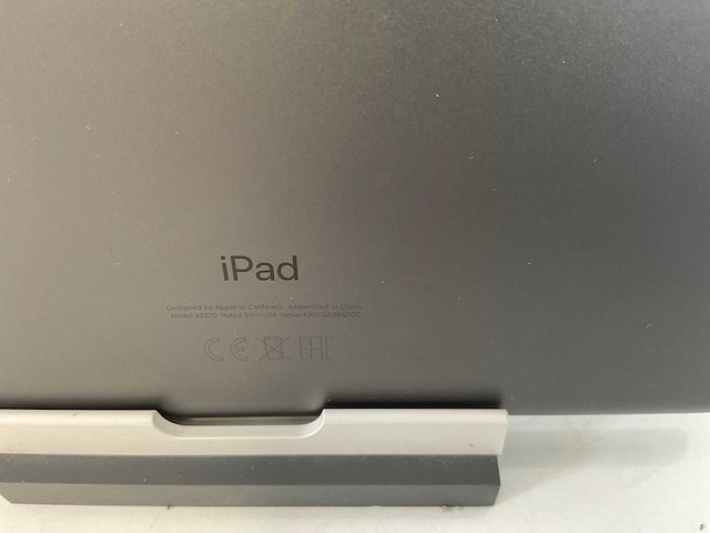 Apple ipad 8th gen - wi-fi - 32 gb - space gray (3x) - afbeelding 8 van  10