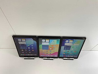 Apple ipad 8th gen - wi-fi - 32 gb - space gray (3x) - afbeelding 2 van  9